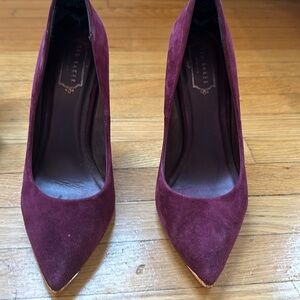 Purple suede high heels